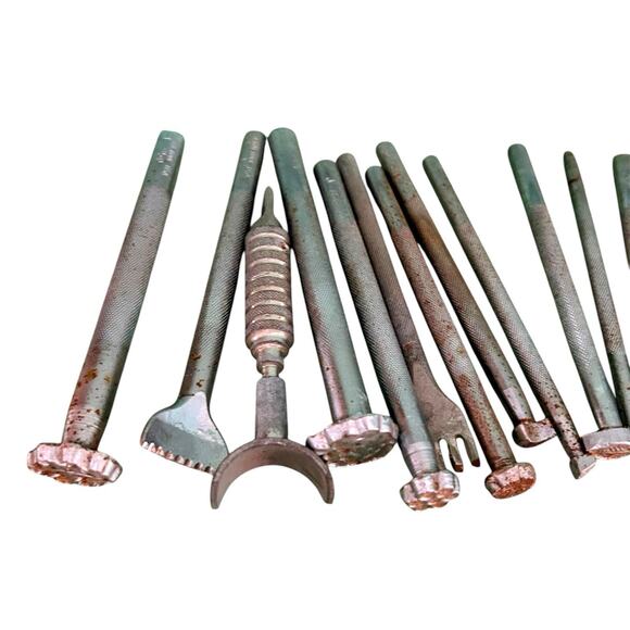 Vintage Craftool Co. Leather Stamps Carving Tools and Organizer Rack - Picture 8 of 11